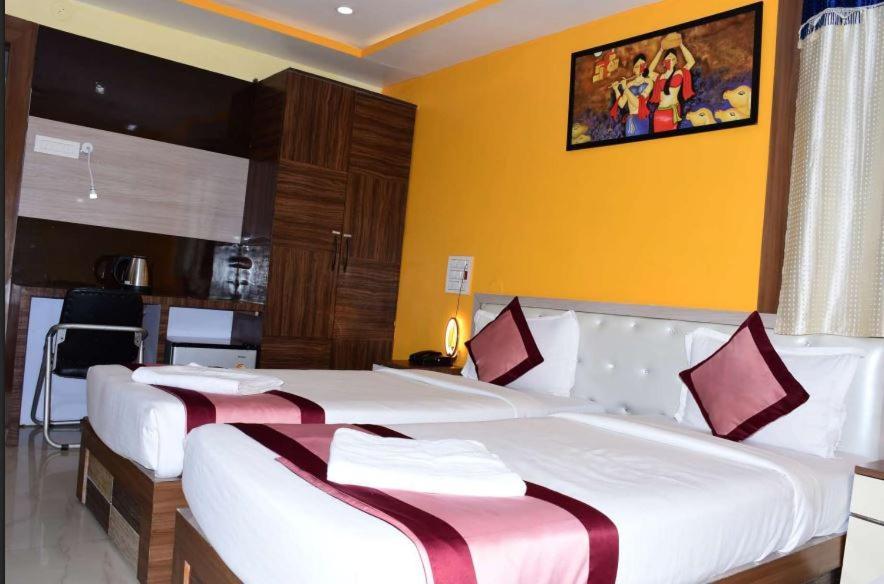 Ar Grand Hotel Rājgīr 外观 照片