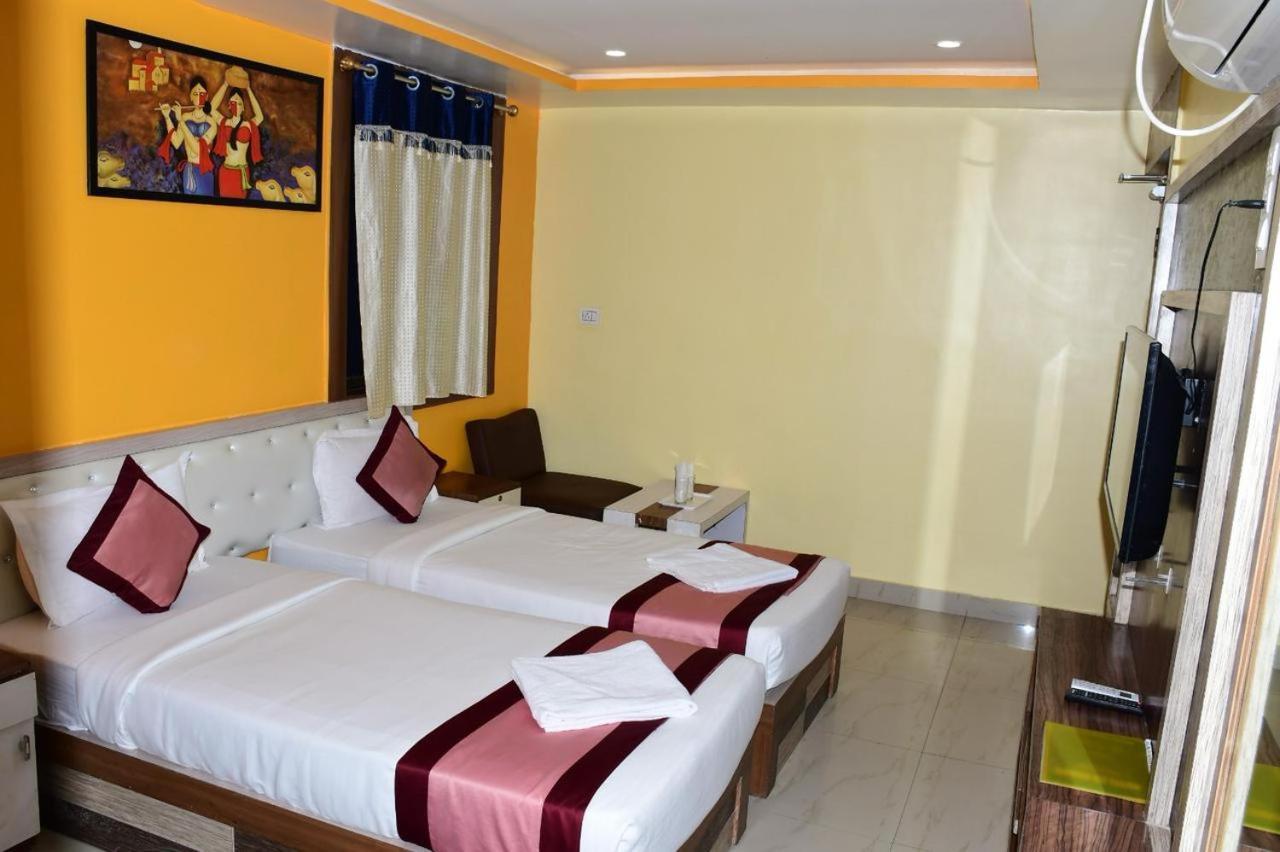 Ar Grand Hotel Rājgīr 外观 照片